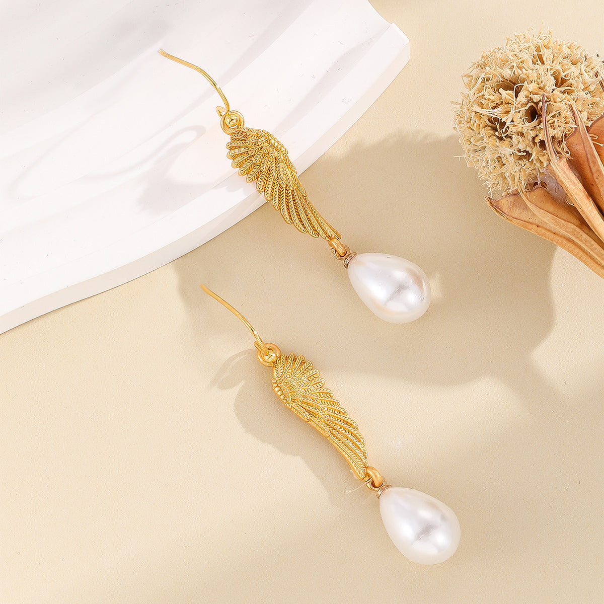 Wholesale Gold Wing Alloy Earrings